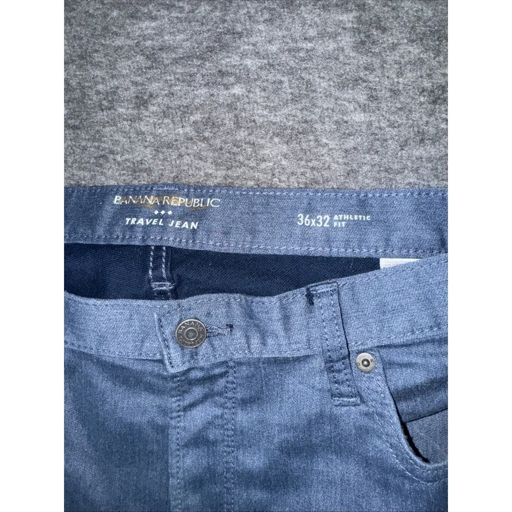 Banana Republic Men Travel Jean Pant Athletic Fit Stretch Blue Wash Sz 36x31 NEW